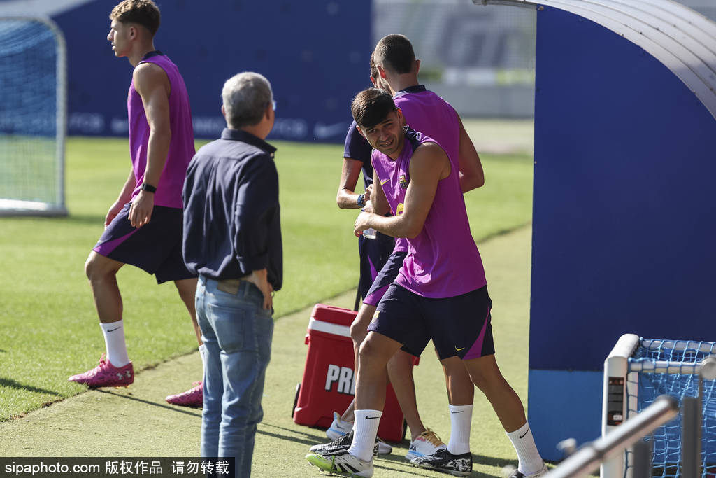 这并非易事, 以待 这并非易事, 以待