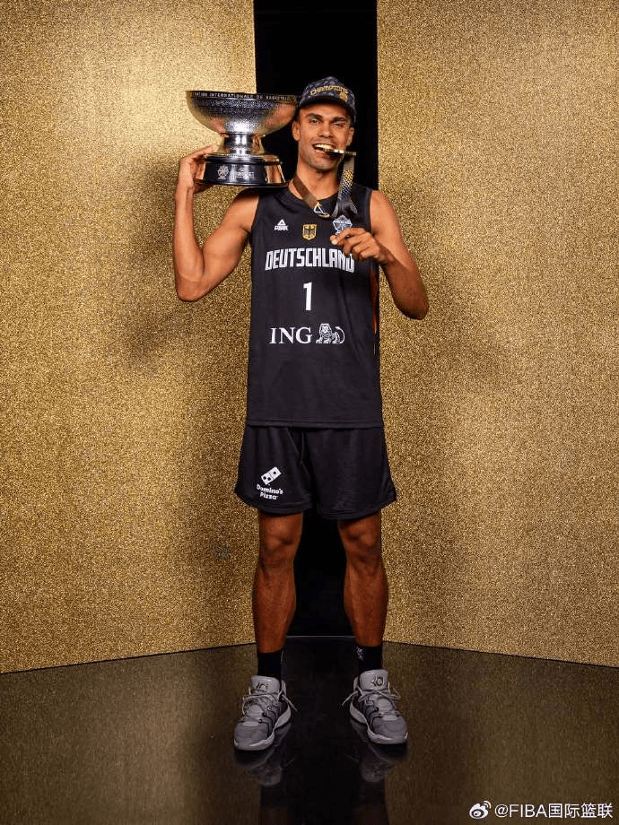 FIBA分, AA, 牌合照姿势