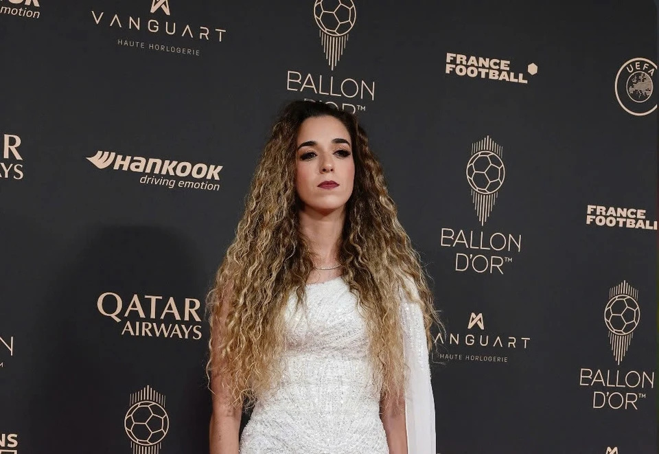 om, 在典礼上, 北京时间今