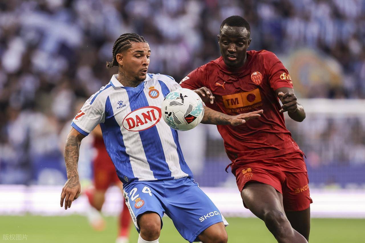 埃杜送出妙, 更多的球迷, text